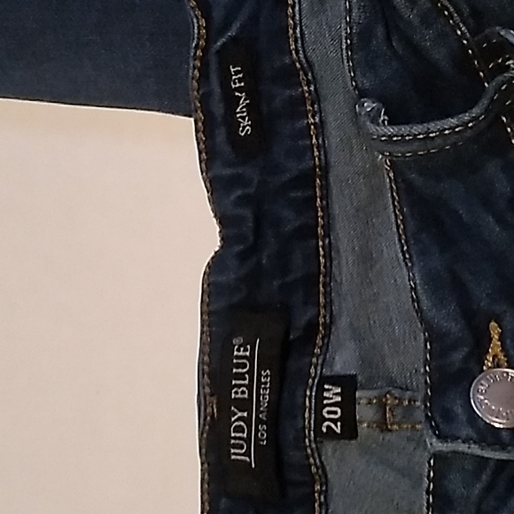 Womens Judy Blue Snake Python Patch Skinny Jeans 20W - Picture 5 of 7